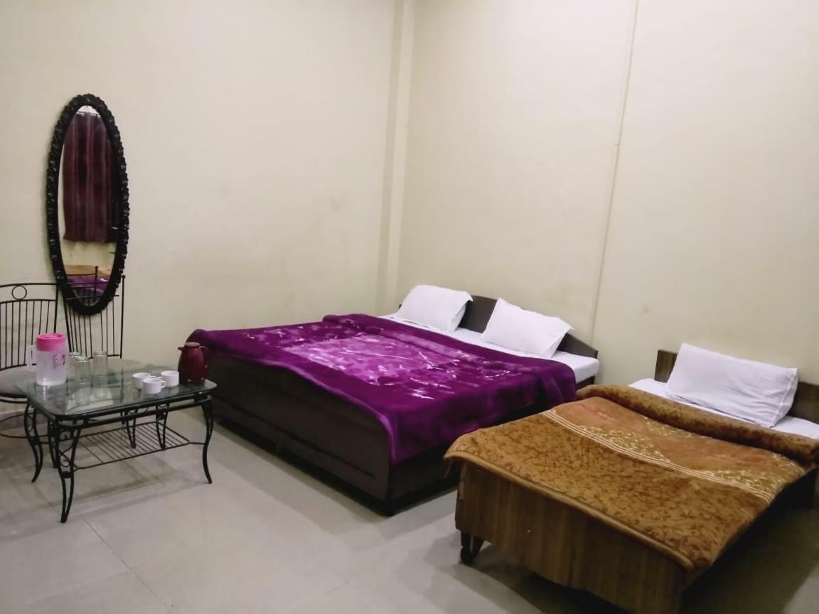 Hotel Gulmarg ムスーリー エクステリア 写真